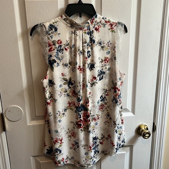 Top - Picture 4 of 5